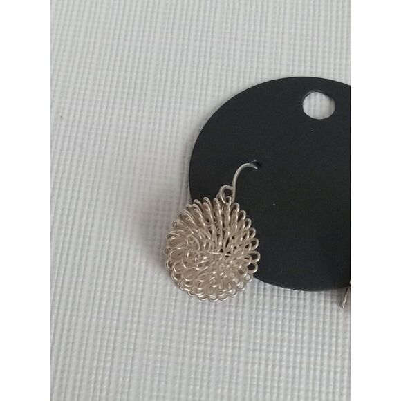 Silver Toned Coiled Spiral Metal Half Circle Puff Lightweight Fashion Earrings - Picture 4 of 8